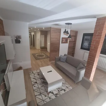 Apartman Veni Zenica Exterior photo